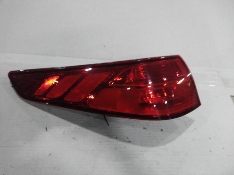 2015 KIA OPTIMA Left Tail Light Assembly Red 189344 131k Miles Used