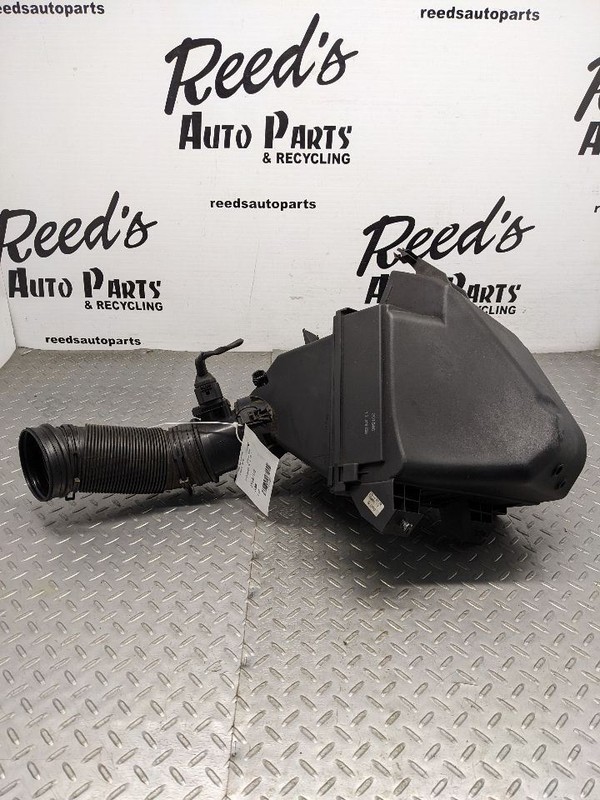 Air Cleaner 6 Cylinder Fits 03-05 AUDI ALLROAD 1140673