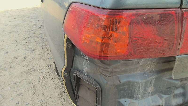 Tail Light Assembly TOYOTA CAMRY Left 00 01