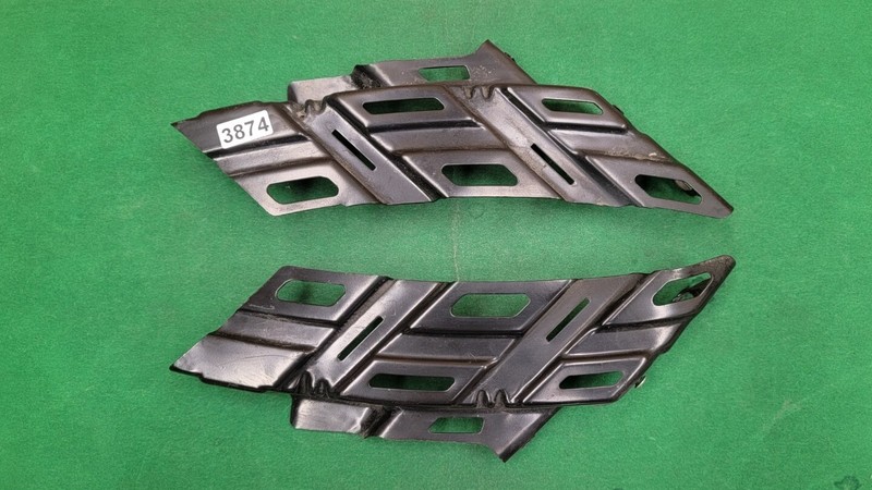 2013 2014 2015 2016 Hyundai Santa Fe Sport Rear Bumper Brackets OEM