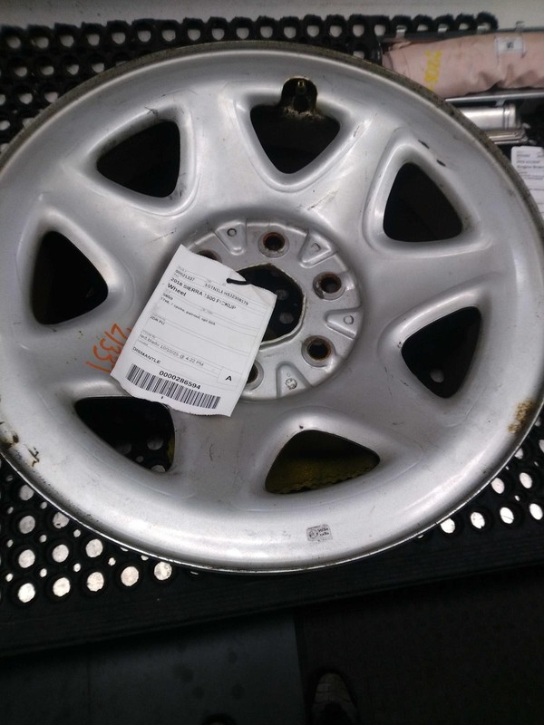 2018 GMC Sierra 1500 17 White OEM Wheel Rim 8 Width - Used, 139k Miles