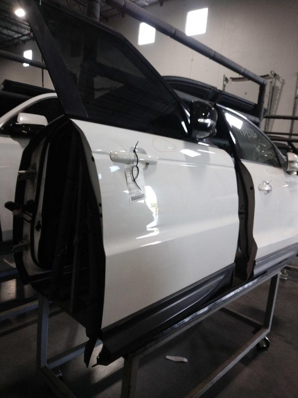 2015 Land Rover Range Rover Sport Right Door White OEM Used 133k Miles