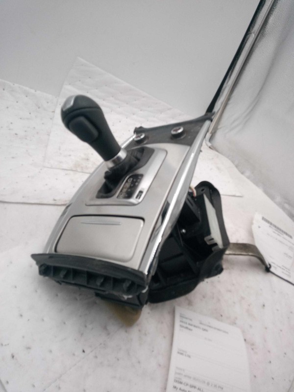 Used Automatic Transmission Shift Lever Assembly fits: 2015 Infiniti Q60Grade