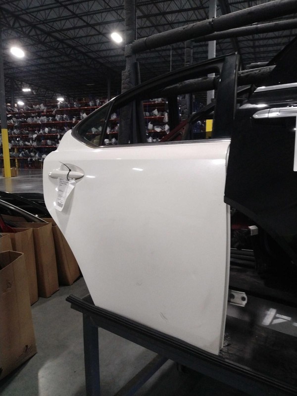 2006 Lexus IS250 Rear Right Door White OEM Used Good Condition 159K Miles