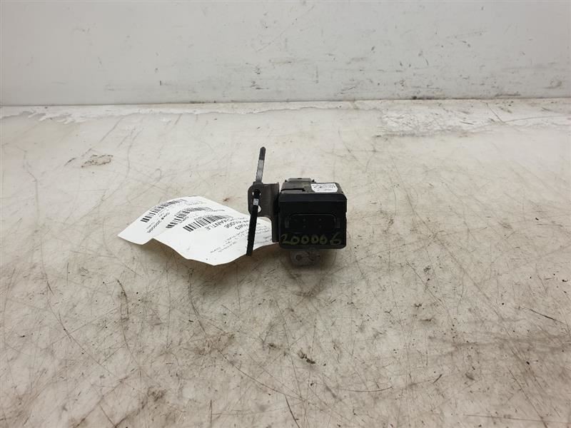 04-09 TOYOTA PRIUS IGNITION SWITCH PUSH START BUTTON WITH KEY