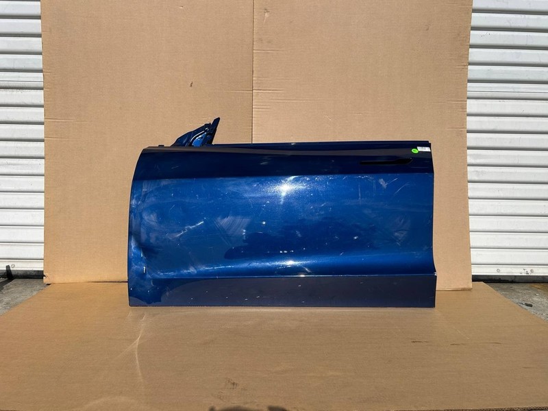 ✅17-23 Tesla Model 3 Front Left Side Door Shell Blue w/dent