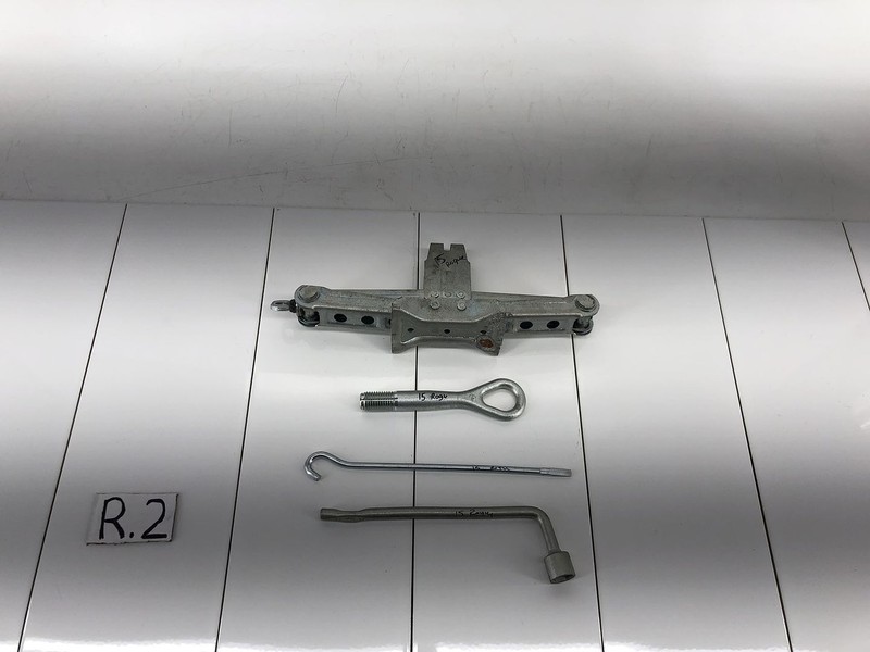 08-15 NISSAN ROGUE EMERGENCY SPARE TIRE JACK LIFT TOOL KIT SET OEM