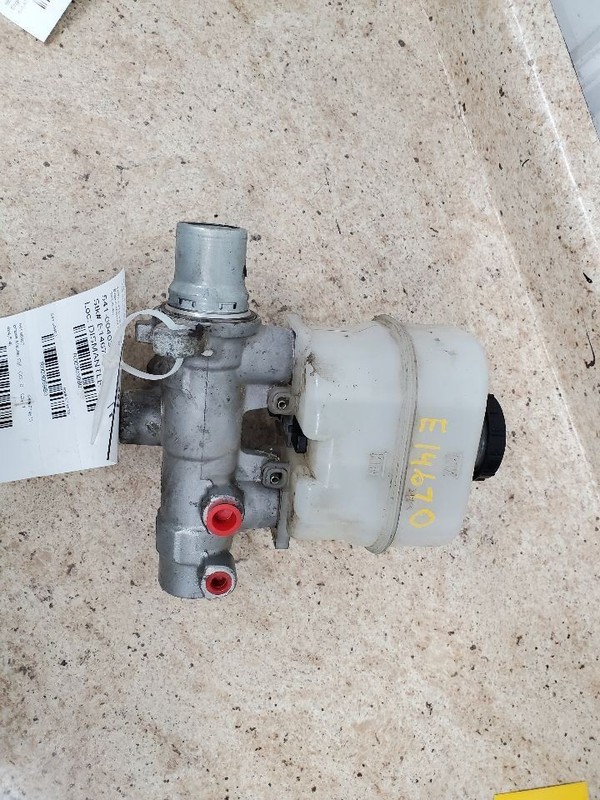 Brake Master Cylinder Fits 10 FORD F150 PICKUP 305980