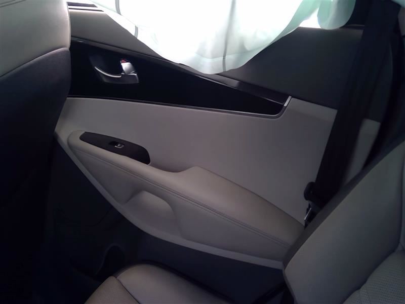 Passenger Rear Door Trim Panel Fits 2018 Sorento 574268