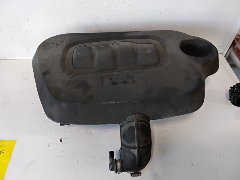 2006-2011 Chevy HHR Air Cleaner Intake Box Assembly 2.2L