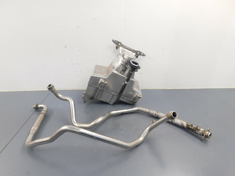 2017 18 19 20Audi R8 V10 Plus Oil Sump Reservoir Tank / Cap / Hoses #3300 Q1