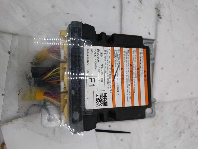 Used Air Bag Module fits: 2019 Subaru Forester Air Bag console front Grade A