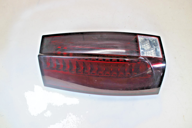 2007-2014 Cadillac Escalade Escalade Hybrid LED Left Tail Light OEM TINTED