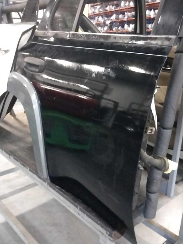 2006 Isuzu Ascender Rear Right Door Black OEM Used 104K Miles NJ25-18984-469925