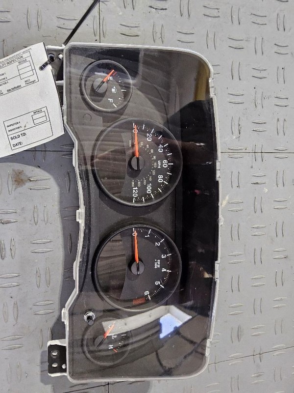 Speedometer Cluster 120 MPH Power Door Locks Fits 11-13 COMPASS 3464589