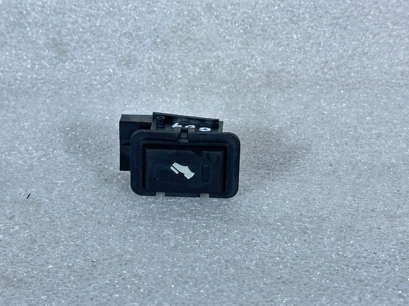 2012 Dodge Ram 1500 2500 Pedal Position Switch 28110680