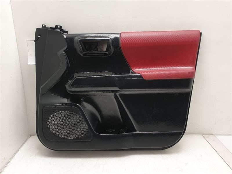 19 TOYOTA TACOMA SR5 PASSENGER RIGHT BLACK AND RED