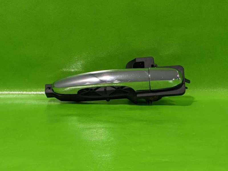 11-13 SORENTO PASSENGER RIGHT FRONT EXTERIOR DOOR HANDLE ASSEMBLY OEM 4493-29