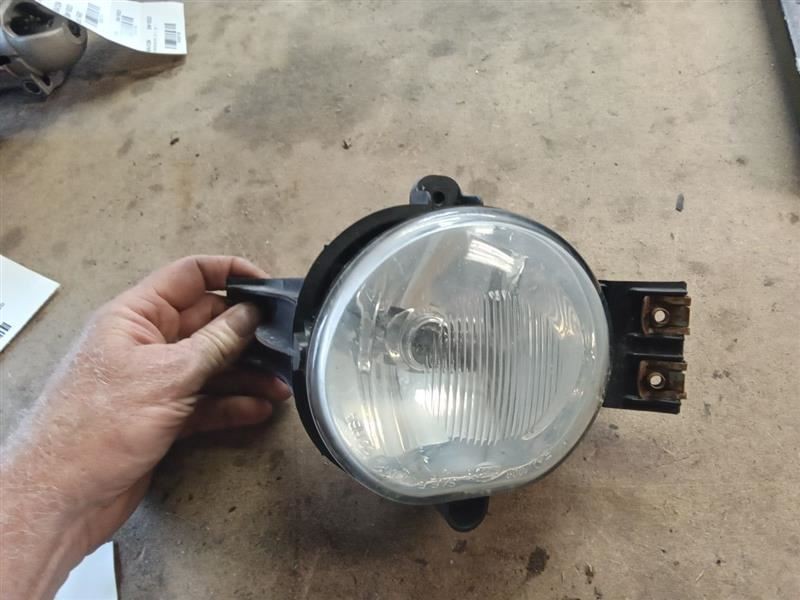 Passenger Corner/Park Light Fog-driving Fits 03-10 DODGE 3500 PICKUP 416421