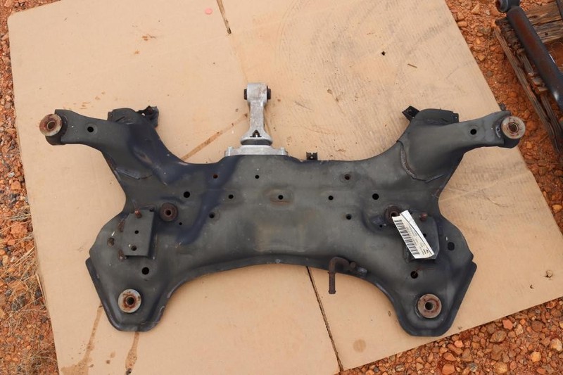 17-19 KIA SOUL 2.0L FRONT UNDERCARRIAGE ENGINE CRADLE CROSSMEMBER SUBFRAME OEM