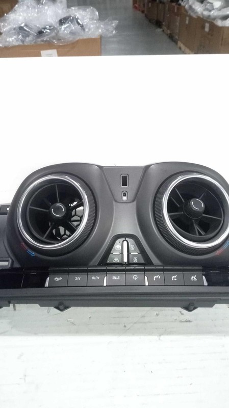 Used A/C Selector Switch fits: 2021 Chevrolet Blazer w/o seat heating control Gr