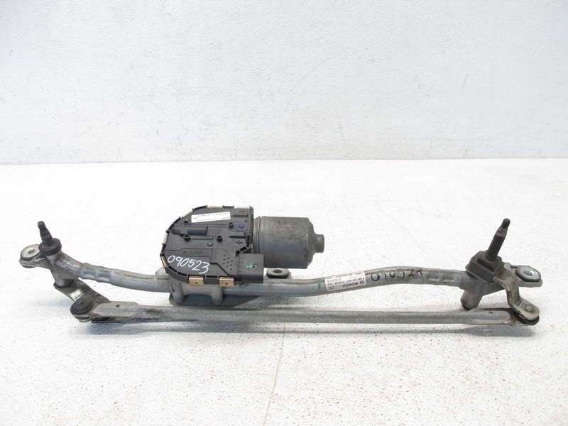 12-18 AUDI C7 A6 S6 A7 S7 WINDSHIELD WASHER WIPER MOTOR LINKAGE OEM 090523
