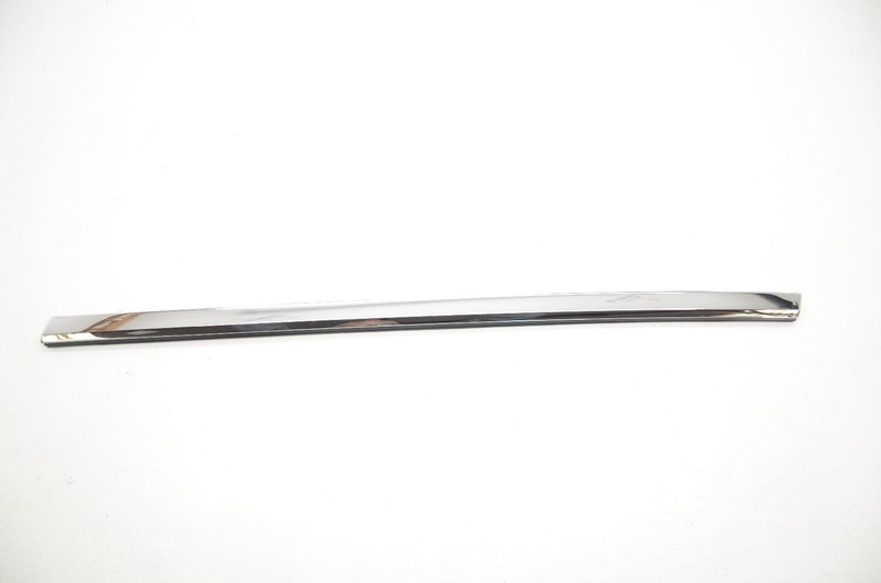12-16 Tesla Model S Driver Left Front Door Chrome Window Seal