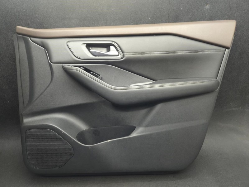 Front Right Door Trim Panel 2023 Nissan Rogue 809A1-6RG2A X