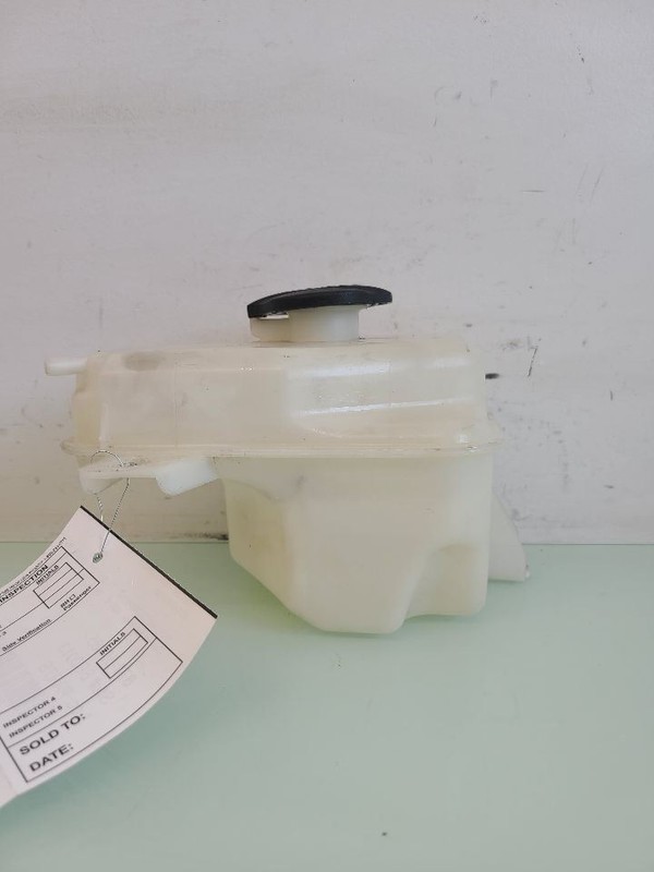 Coolant Reservoir Fits 12-17 AZERA 580077