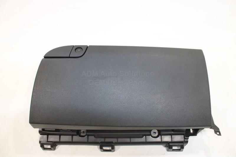 2016-2020 KIA SORENTO Dash Glove Box Storage Compartment OEM 84540-C6000