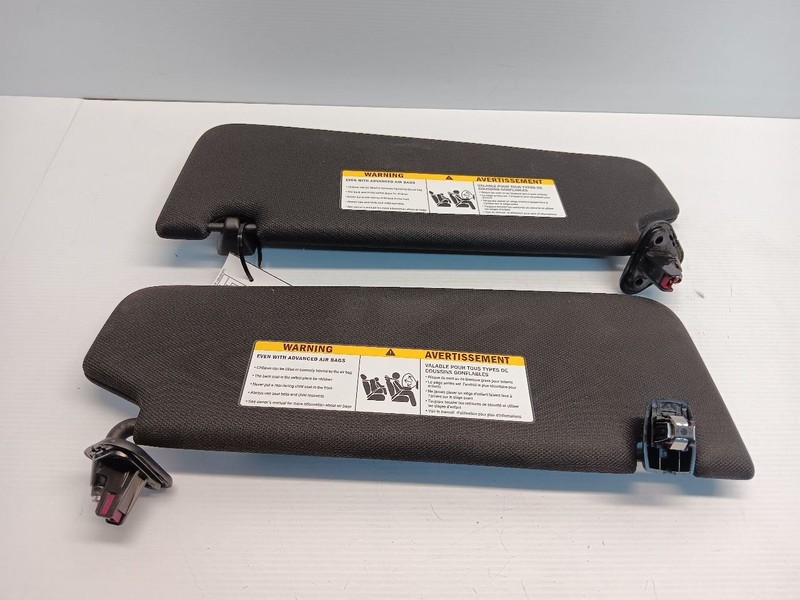 2023-2026 BMW G70 i7 760i Sun Visor Set Left Right Pair Black OEM