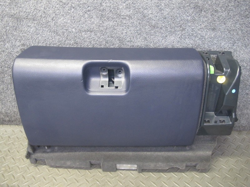 2005-2012 PORSCHE 911 997 BOXSTER GLOVE BOX COMPARTMENT STORAGE 99755220402