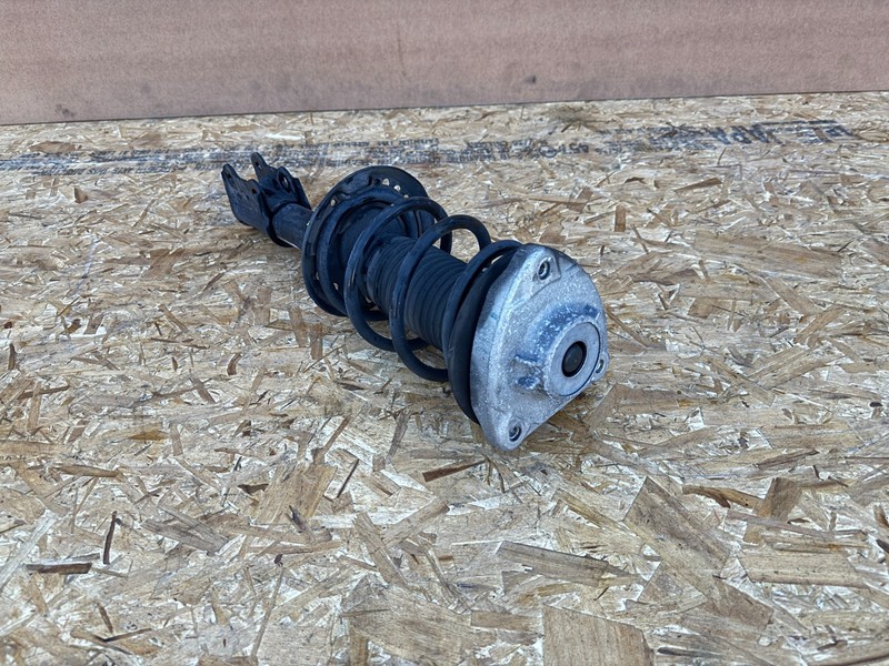 INFINITI QX30 2017-2019 OEM FRONT LEFT DRIVER SHOCK STRUT SPRING ABSORBER ASSY