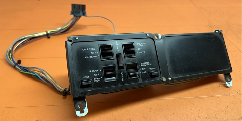 25080175 | 1984-89 C4 Corvette Digital Information Display Switch Panel Screen