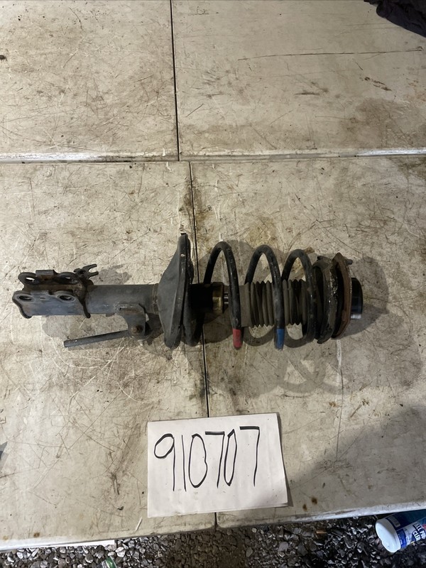 97-01 LEXUS ES300 DRIVER SIDE FRONT LEFT STRUT