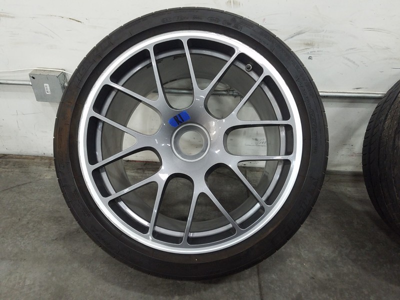 2012 Porsche 911 Turbo S 997 Rear 19" Centerlock Wheel / Tire #1 #6426 KK1