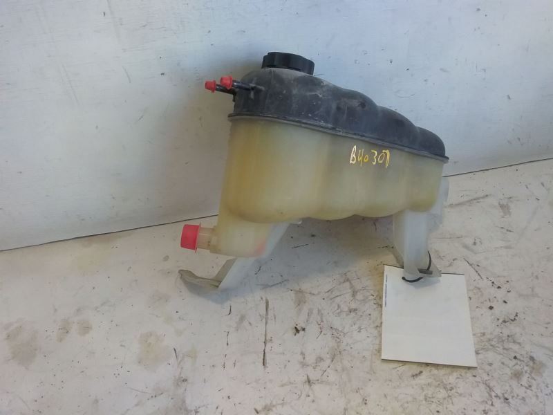 Coolant Reservoir Fits 15-20 ESCALADE 3331189