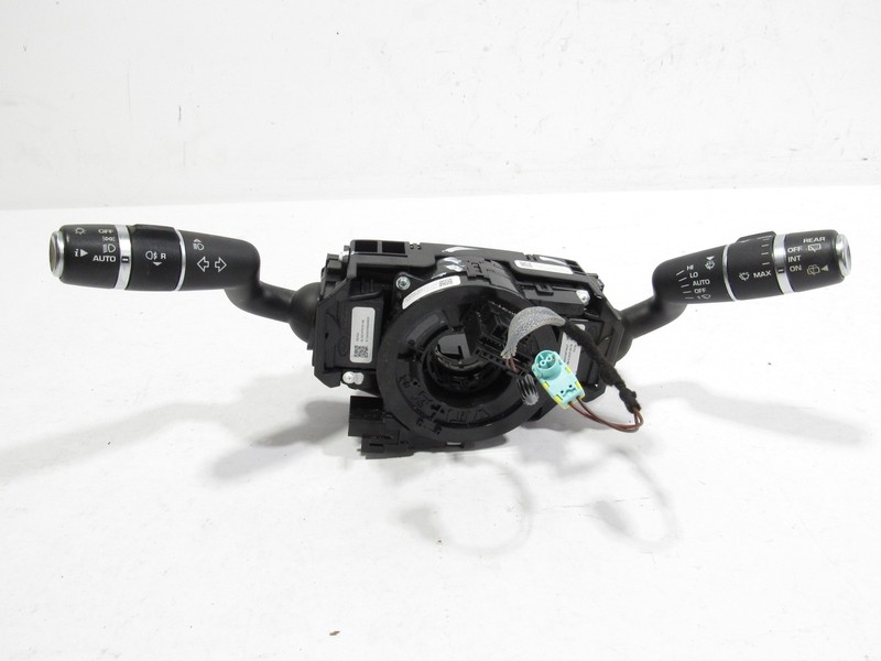 15-19 Land Rover Discovery Sport 2018 Steering Combination Wiper Turn Switch ;