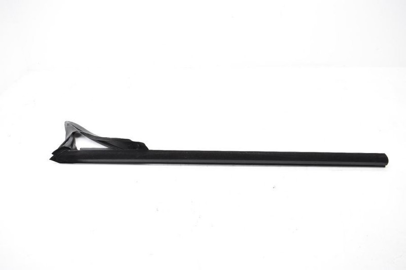 1999-2005 PORSCHE 911 CONVERTIBLE DRIVER LEFT FRONT DOOR BELT WEATHER STRIP