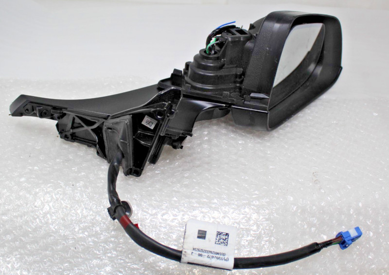 AS-IS2017-2023 Tesla Model 3 Right mirror cover & BRACKET 1592032-00-JOEM