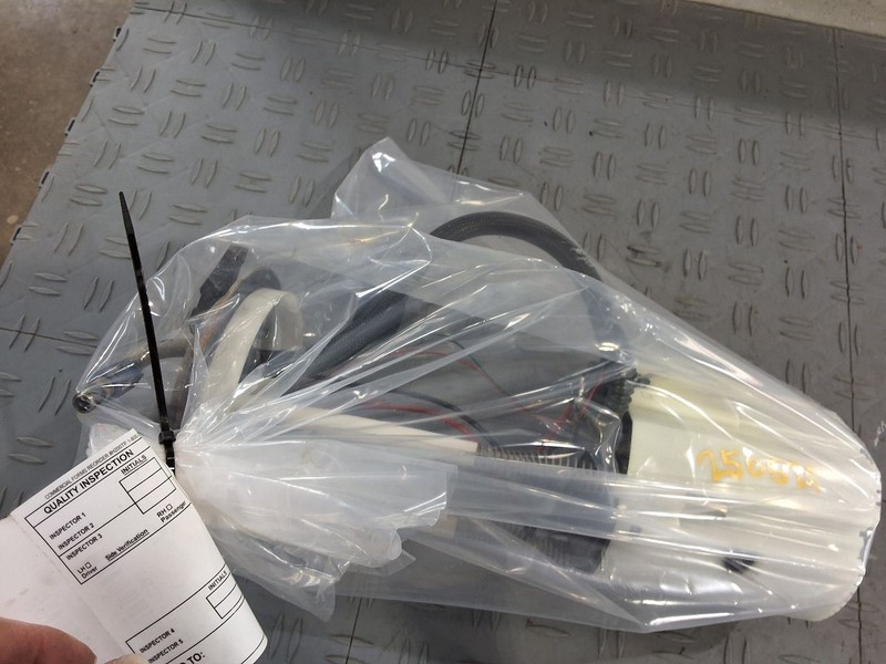 2010-2016 Chevy Express Van Fuel Pump Assembly 4.8L 6.0L Cutaway 33 Gallon Tank