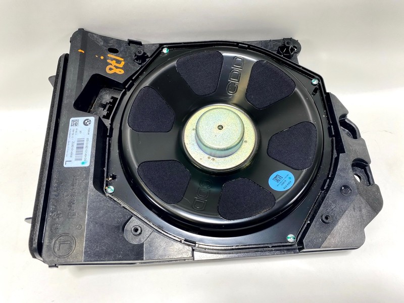 12-18 BMW SERIES 3 4 F30 LEFT DRIVER SIDE UNDER SEAT SOUND SPEAKER SUBWOOFER OEM
