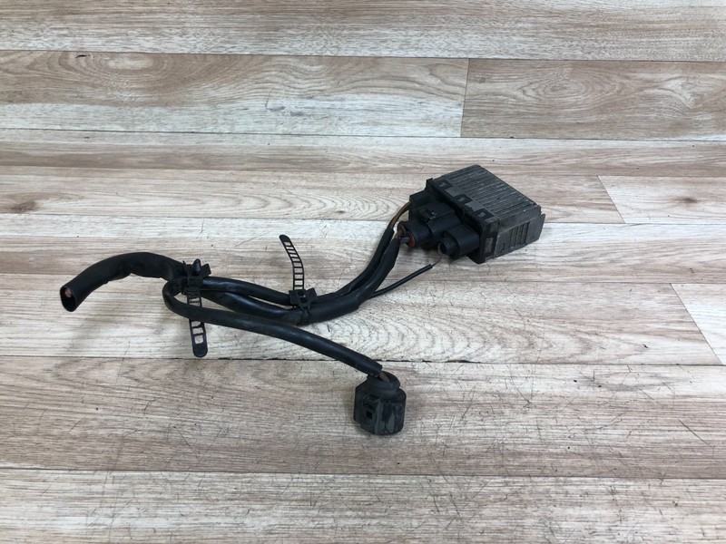 AUDI RS6 OEM FRONT RADIATOR COOLING FAN RESISTOR CONTROL MODULE 4.2L 2003-2004