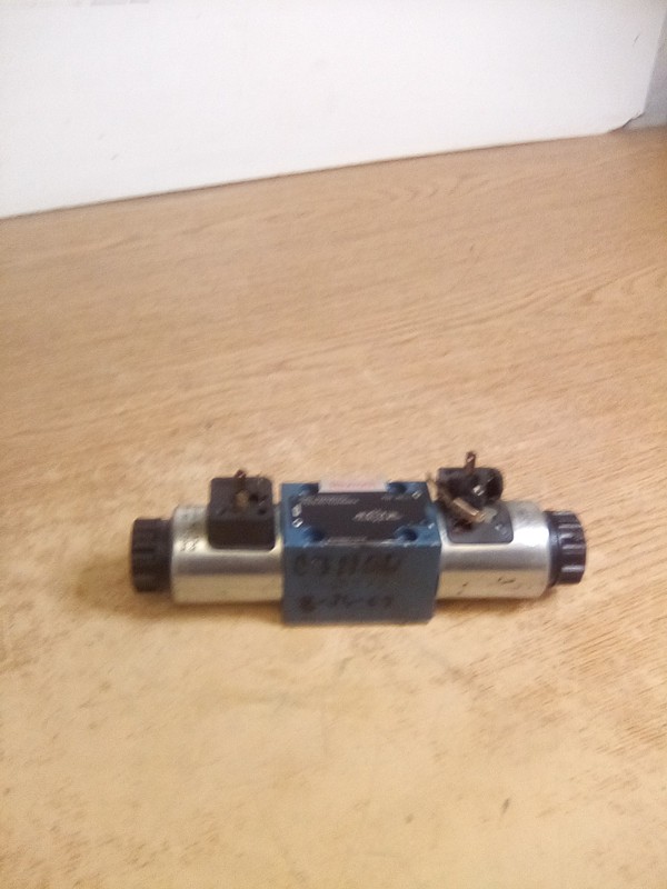 Rexroth R900901751 Valve "READ DESCRIPTION"