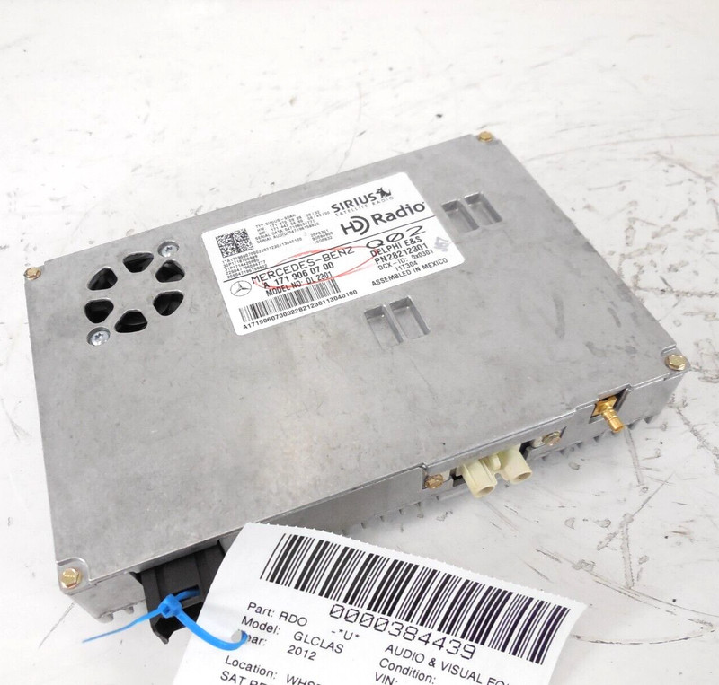 Mercedes-Benz GL450 Satellite Radio Control Receiver OEM 2012 12