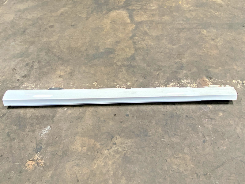17-20 MERCEDES E400 E450 W213 WAGON / SEDAN LEFT SIDE SKIRT ROCKER OEM #A0.60