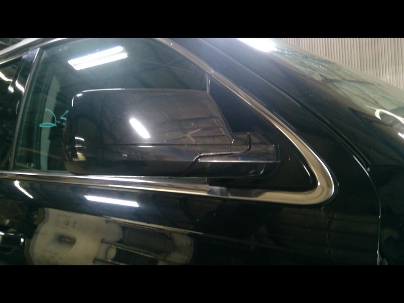 Passenger Side View Mirror Power Fits 15-20 SUBURBAN 1500 1640051