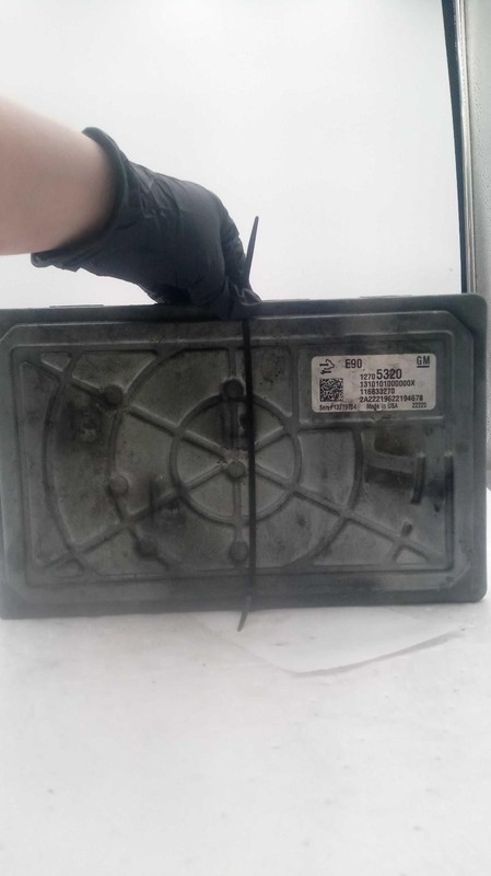 2023 Chevrolet Suburban 1500 Engine Control Module ECM 5.3L OEM Used 124K