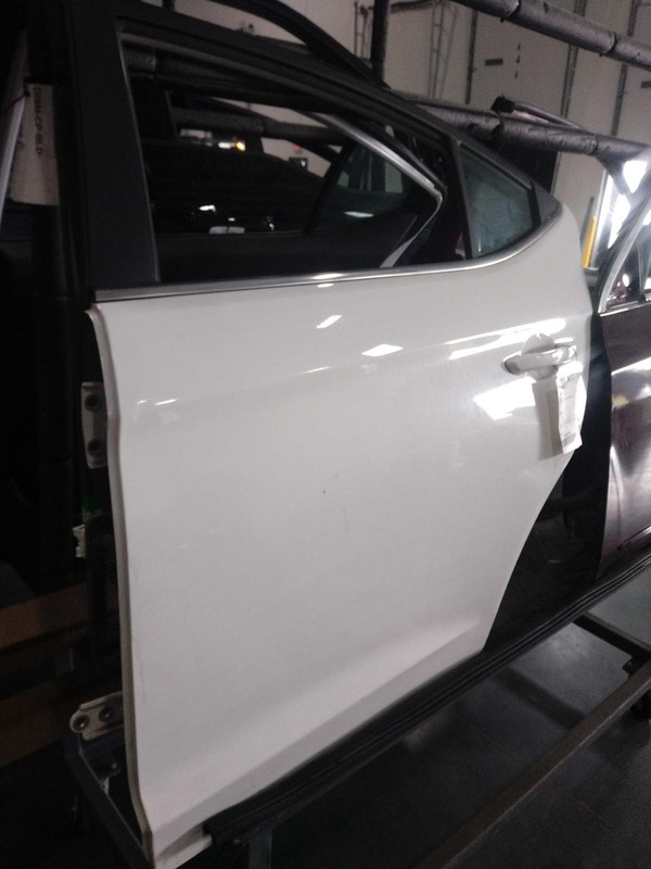 2017 Hyundai Elantra Left Rear Door White 649415 73K Miles OEM Used