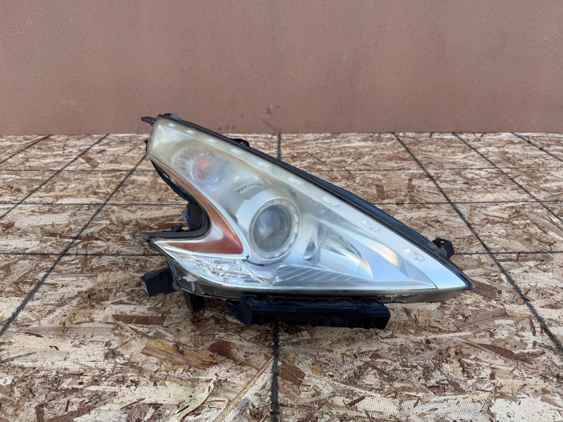 NISSAN 370Z 2009-2017 OEM RIGHT PASSENGER HID XENON HEADLIGHT HEADLAMP ASSEMBLY